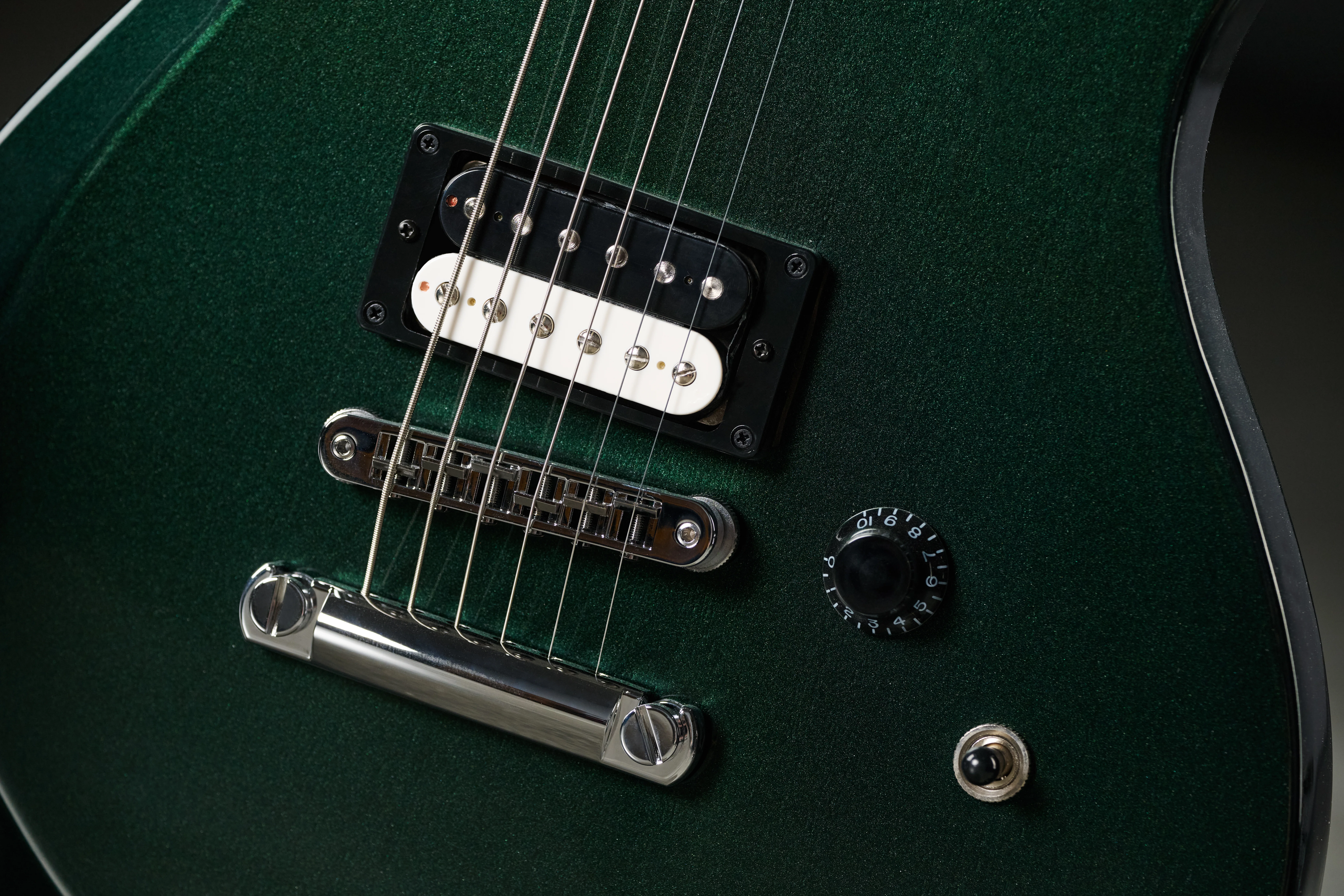 Victory Baritone British Racing Green E-Gitarre